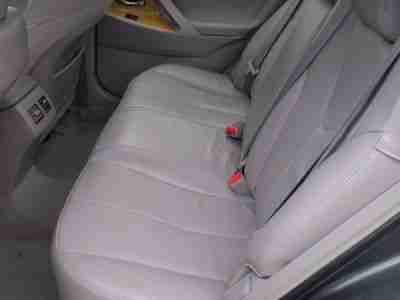 CD ABS Brakes Air Conditioning Alloy Wheels AM/FM Radio Automatic Headlights, image 9