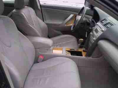 CD ABS Brakes Air Conditioning Alloy Wheels AM/FM Radio Automatic Headlights, image 10