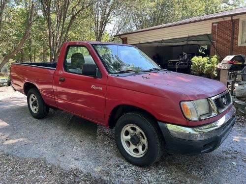 2000 nissan frontier xe