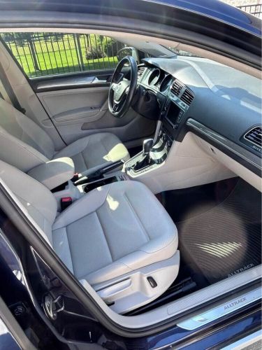 Volkswagen Golf Alltrack
