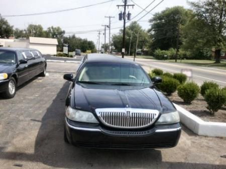 Limousine used limousine suv limo 2006 lincoln towncar limo limousines  limo bus