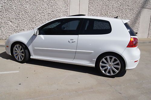 R32 well maintained clean carfax very nice ,must see!!