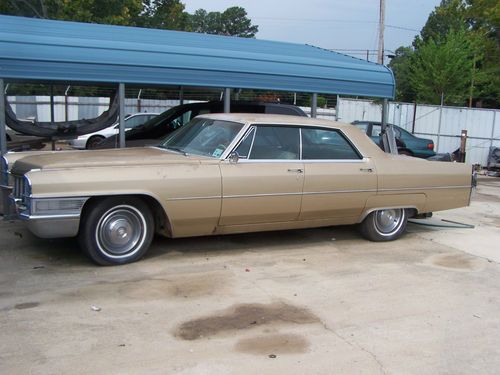 American classic, 1965 cadillac deville 4 door.  a restorer's dream,all origial.