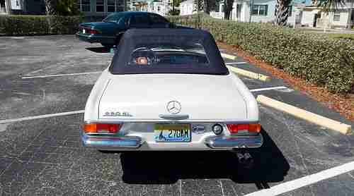 1966 Mercedes Benz 230SL 230 SL Class RESTORED Beautiful Pearl White Blue Top, image 3