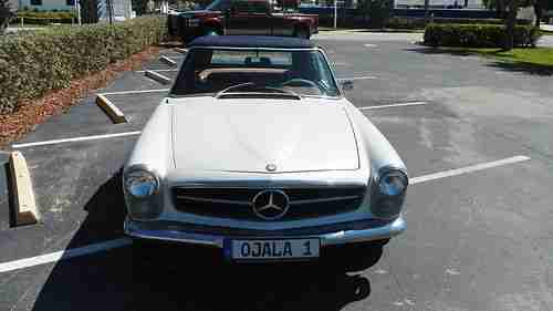 1966 Mercedes Benz 230SL 230 SL Class RESTORED Beautiful Pearl White Blue Top, image 4