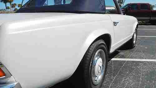 1966 Mercedes Benz 230SL 230 SL Class RESTORED Beautiful Pearl White Blue Top, image 7
