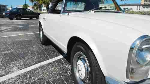 1966 Mercedes Benz 230SL 230 SL Class RESTORED Beautiful Pearl White Blue Top, image 8