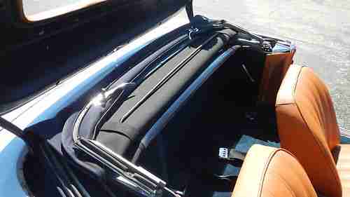 1966 Mercedes Benz 230SL 230 SL Class RESTORED Beautiful Pearl White Blue Top, image 20