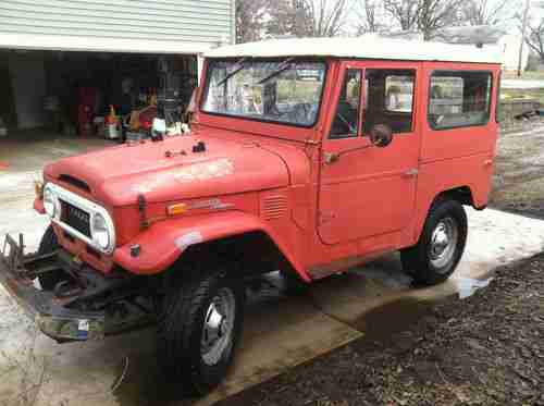 Toyota Landcruiser FJ40, image 2