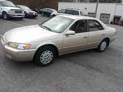 NO RESERVE_MAKE OFFER_AUTOMATIC_HIGH MIPG'S_4 CYLINDER_CLEAN_RUNS GREAT_FWD_, image 2