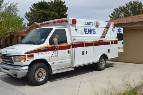 Braun ambulance year 2000 ford e-350 econoline