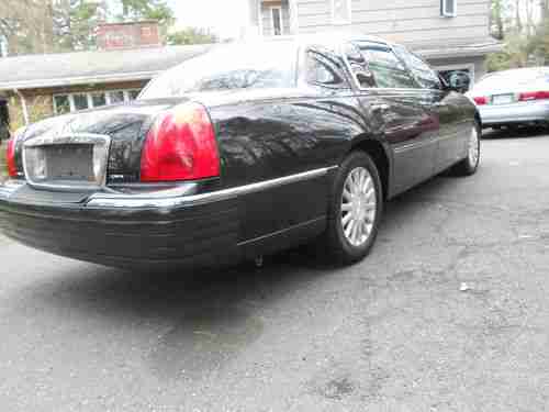 2004 Lincoln Town Car Executive L Sedan 4-Door 4.6L, image 6