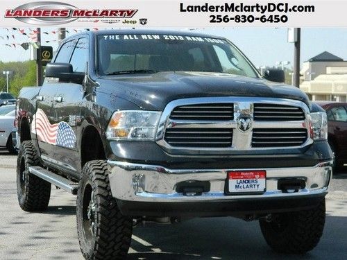 2013 dodge ram 1500 big horn with accessories