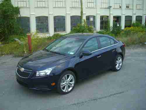 CHEVY CRUZE 2011 1.4L TURBO AUTOMATIC BLUE 20K LTZ LEATHER, image 2