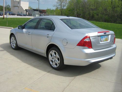 2011 Ford Fusion SE Sedan 4-Door 2.5L, image 6
