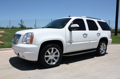 2007 gmc yukon denali awd, rear ent, nav, moonroof, carfax cert, super clean!!