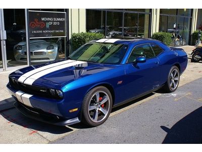 Srt8 392 coupe rear spoiler color: black grille color: chrome hood scoop: dual