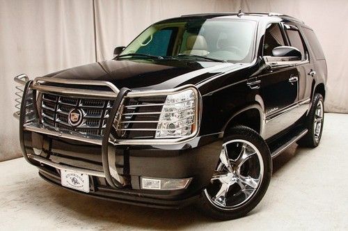 We finance!! 2007 cadillac escalade awd 3rdrow 22chromes manikrambars