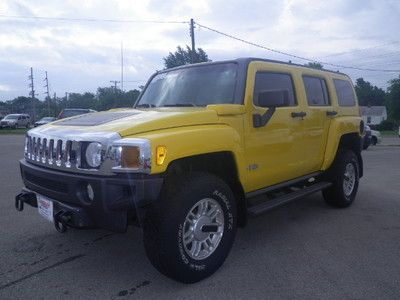 H3 suv yellow w/ black leather 3.5l 5 cyl 4x4 auto trailering equip chrome