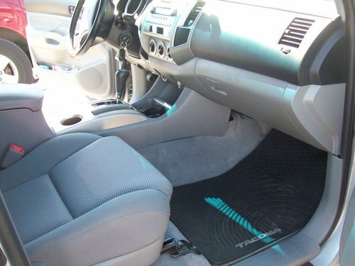 TOYOTA TACOMA, image 10