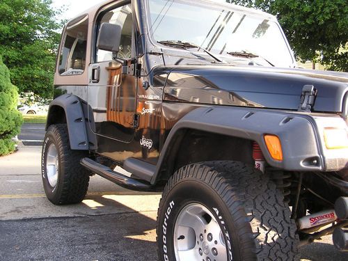 2000 jeep wrangler sahara sport utility 2-door 4.0l hard top lifted  4x4