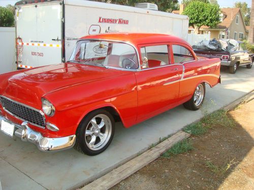 1956 chevy custom 210 - nice hot rod!!