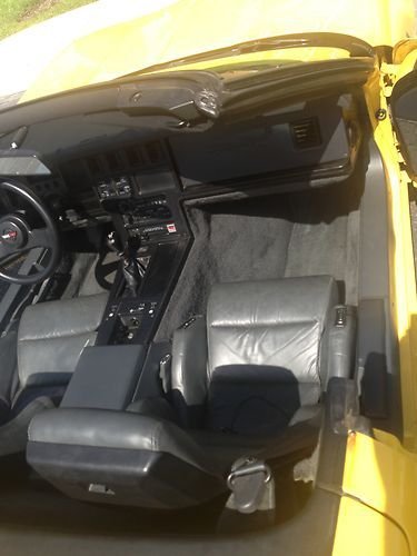 Pristine! 1986 Chevrolet Corvette Indianapolis 500 Pace Car Convertible 5.7L, US $21,900.00, image 9