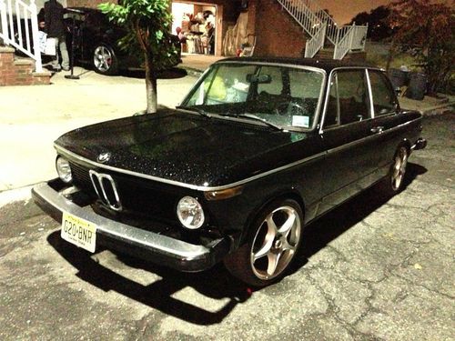 1974 bmw 2002 base sedan 2-door 2.0l