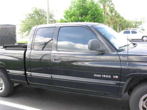 1998 dodge ram pickup 1500 quad cab slt laramie v-8 5.2l