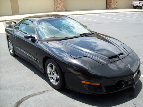 1995 pontiac firebird trans am coupe 2-door 5.7l t-tops