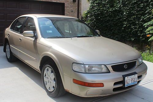 1996 nissan maxima gxe sedan 4-door 3.0l