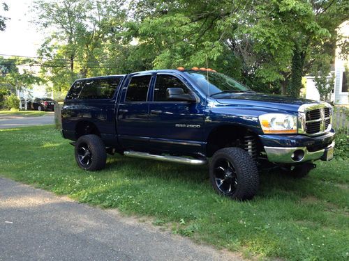 2006 dodge ram 2500 laramie crew cab pickup 4-door 5.9l