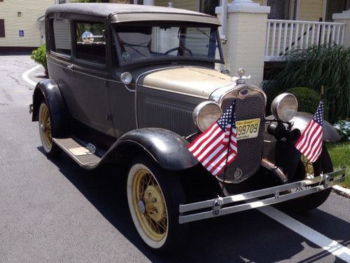 1930 ford model a sedan