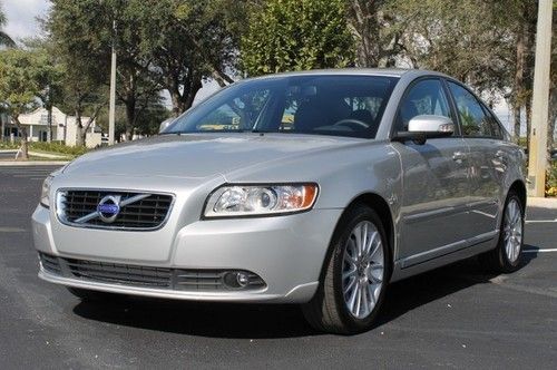 Silver/black turbo blind spot monitor power seats w/ memory moonroof