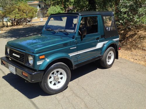 Show condition ((((( suzuki samurai jx 4x4 )))) 100% rust free and tow ready !!!