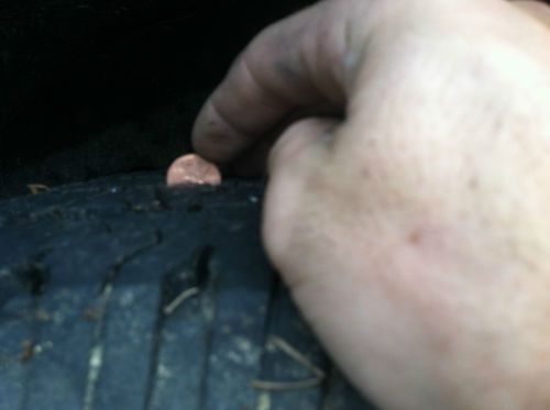 1998 Ford Explorer XLT Sport Utility 4-Door 4.0L COLD AC ALL WHEEL DRIVE SAFE, image 18