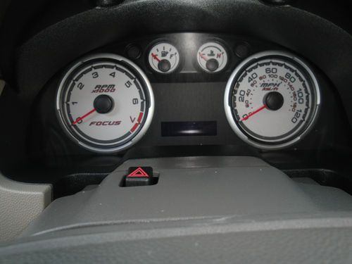 2009 Ford Focus SE Sedan 4-Door 2.0L..Mint, image 14