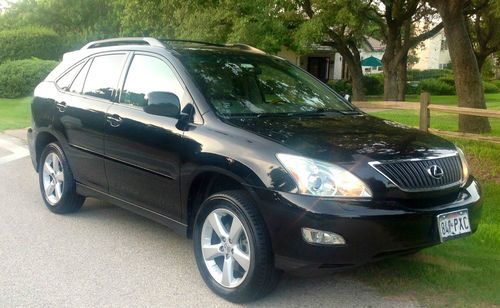 Lexus rx330, black onyx, navigation, new brigestone tires, sewell serviced.