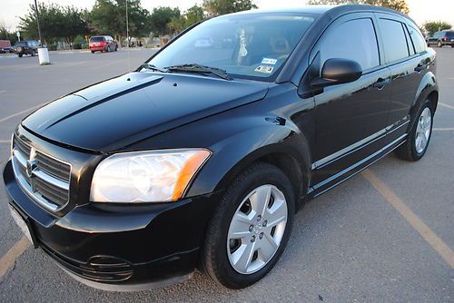 2007 dodge caliber sxt hatchback 4-door 2.0l