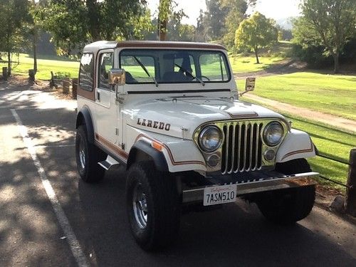 Classic 1982 jeep laredo