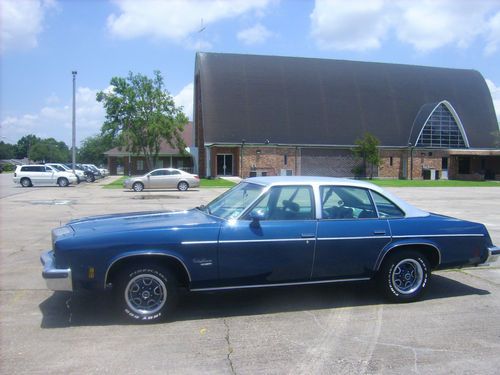 1977  oldsmobile  cutlass supreme