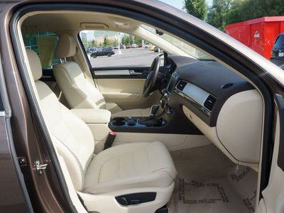 TDI Diesel 3.0L diesel touareg loaded volkswagen, image 11