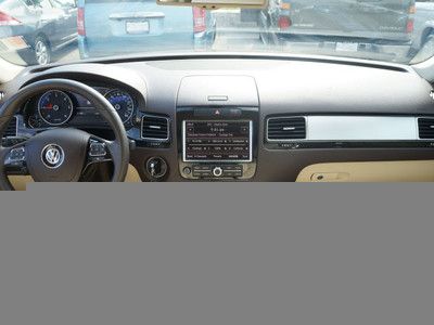 TDI Diesel 3.0L diesel touareg loaded volkswagen, image 13