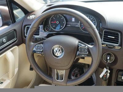 TDI Diesel 3.0L diesel touareg loaded volkswagen, image 14