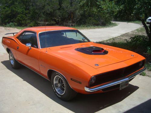 1970 plymouth barracuda 440 4-speed shaker hood  rotisserie restored!!!!