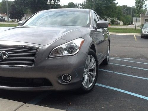 2011 infiniti m56 x **certified bumper to bumper until july 2017** 5.6l awd m56x