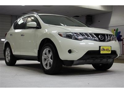 Suv 3.5l cd keyless start front wheel drive tow hooks power steering cd changer