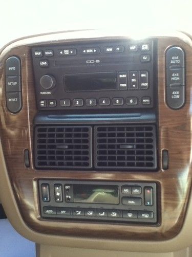 2002 Ford Explorer Eddie Bauer Sport Utility 4-Door 4.6L + Trialer Tow Package, image 11