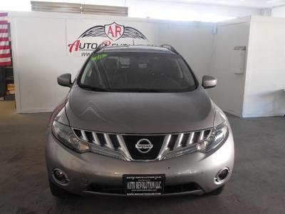 There are no electrical problems with this vehicle.  no defects.  there is not a