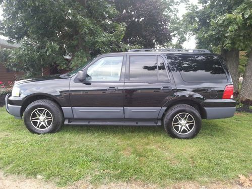 2006 ford expedition xlt 4x4 83,000 miles 3rd seat